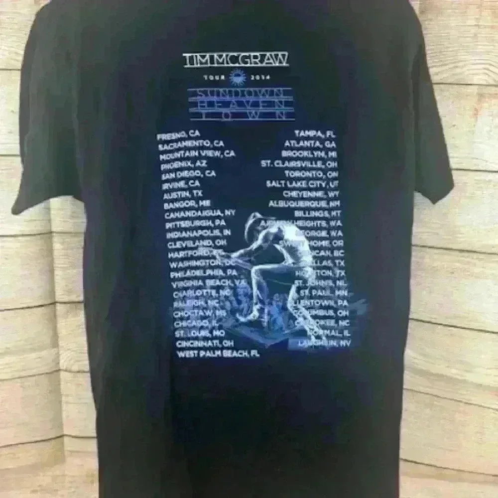 Tim McGraw 2014 Tour Tshirt size XL - Picture 2 of 7